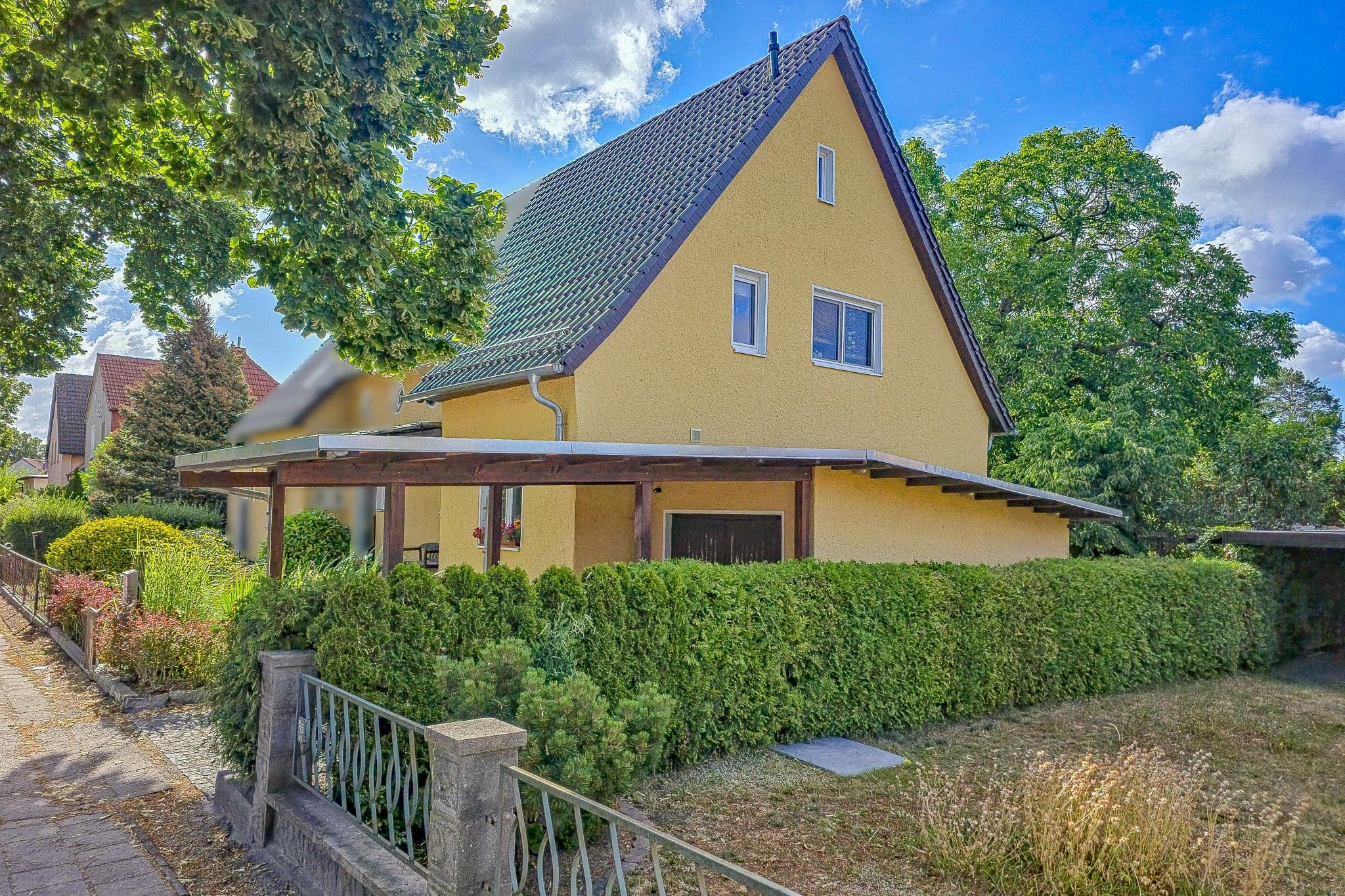 Doppelhaushälfte mit schönem Garten in Teltow-Seehof
